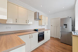 Kitchen- click for photo gallery